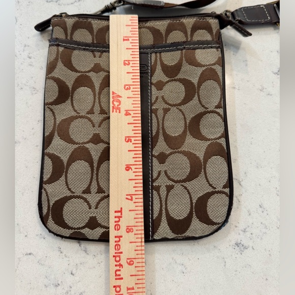 COACH Signature Crossbody bag Brown Small - Picture 11 of 13